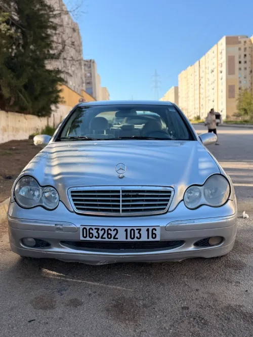 Mercedes Classe C 2003 W203