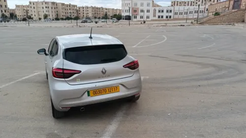 Renault Clio 5 2021 Intounc plis
