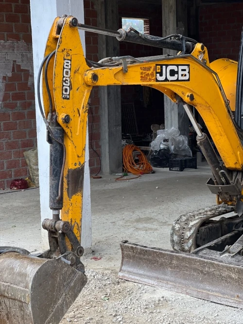 Mini pelle Jcb 2014