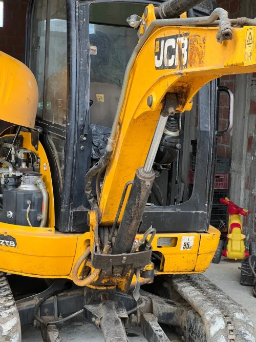 Mini pelle Jcb 2014