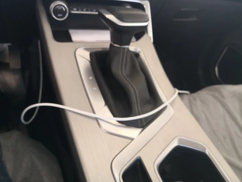 Geely Coolray 2025 
