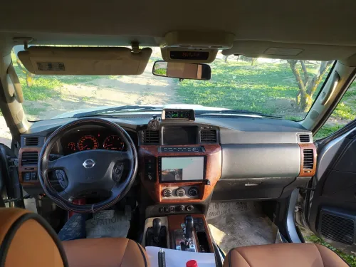 Nissan Patrol 2010 Super Safari