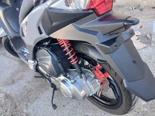 Sym Sr 2025