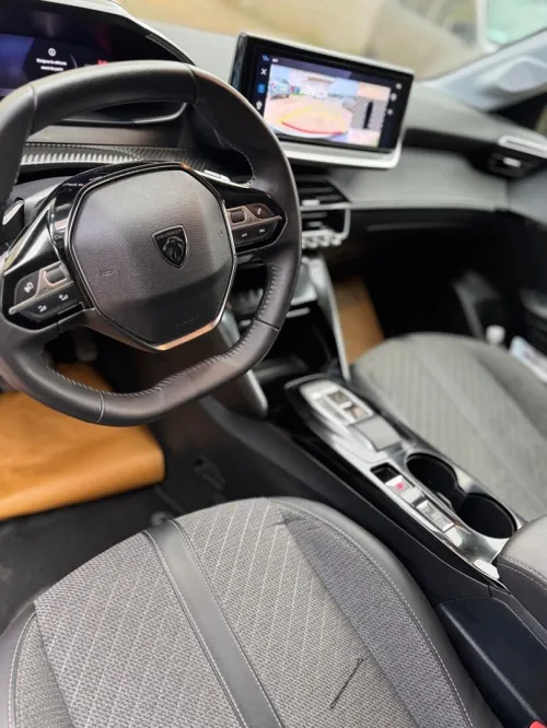 Peugeot 208 2025 Hybrid