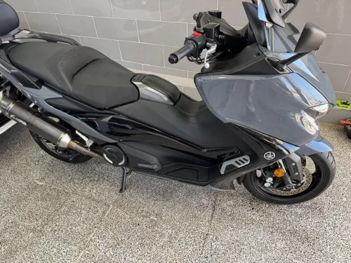 Yamaha Tmax 2022