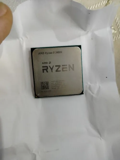 Ryzen 5 3400G + Wraith Stealth