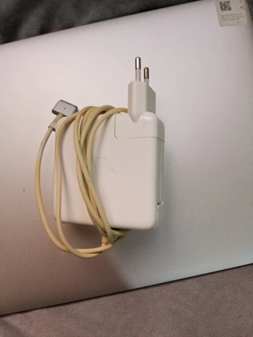 MacBook Air Mid 2012 i5 RAM 4GB SSD 256GB