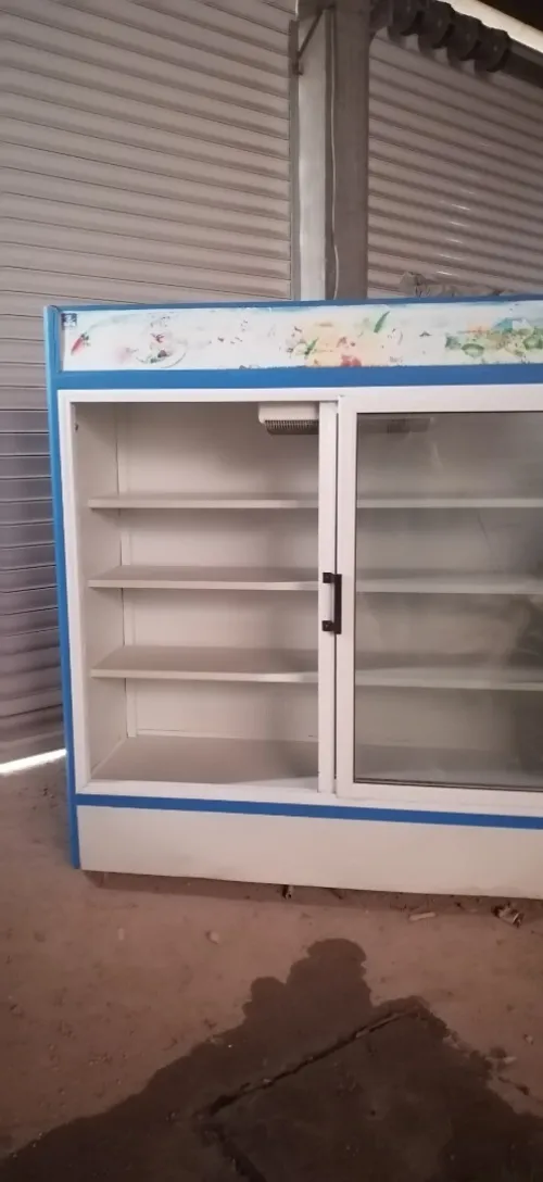 Frigo présentoire 2m
