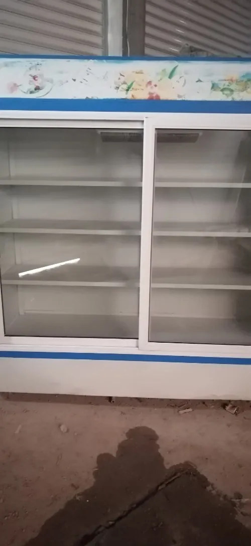 Frigo présentoire 2m