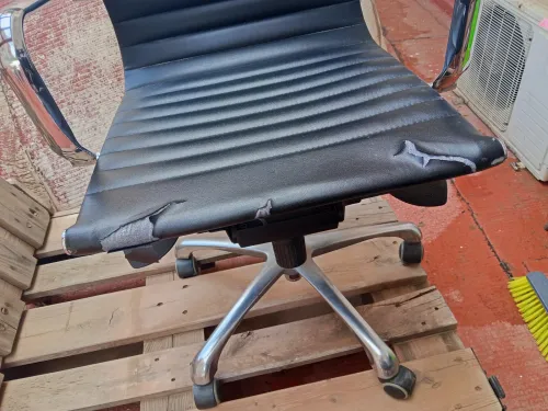 3 chaises de bureau occasion