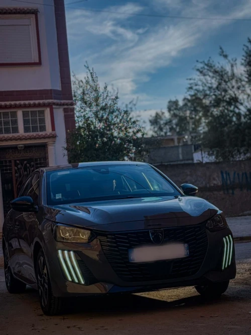Peugeot 208 2024 Allure Pack