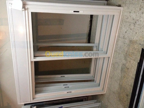 MENUISERIE ALUMINIUM ET  MUR RIDEAUX 