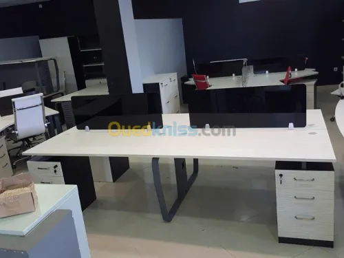 Workstation (bureaux openspace)