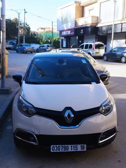 Renault Captur 2015 Mountain