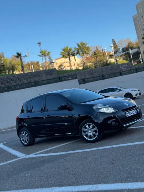 Renault Clio 3 2012 Night and Day