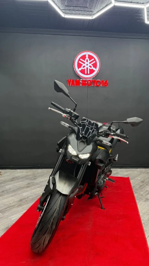 KAWASAKI Z900 2026