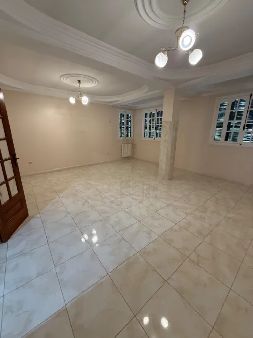 Location Appartement Niveau de villa F6 Alger Birkhadem