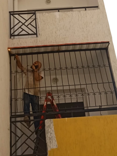 Barroudage et porte pour aadl 