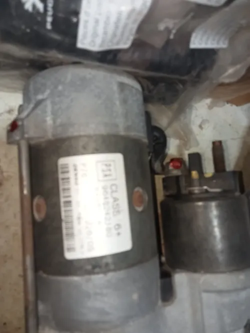 Des pièces détachées pour moteur 2litre hdi