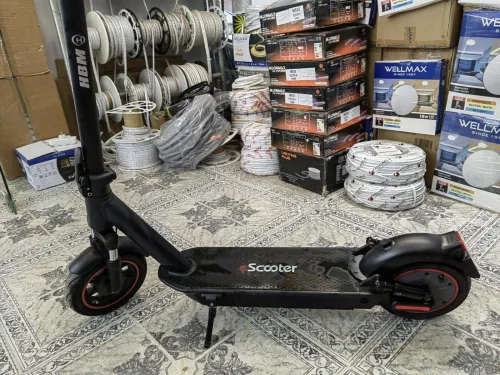 HBM Scooter electrique 2024