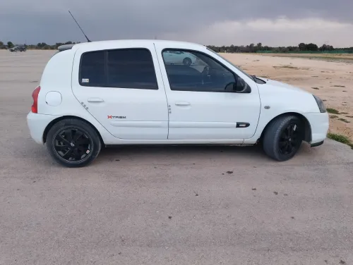Renault Clio Campus 2014 Extreme 2