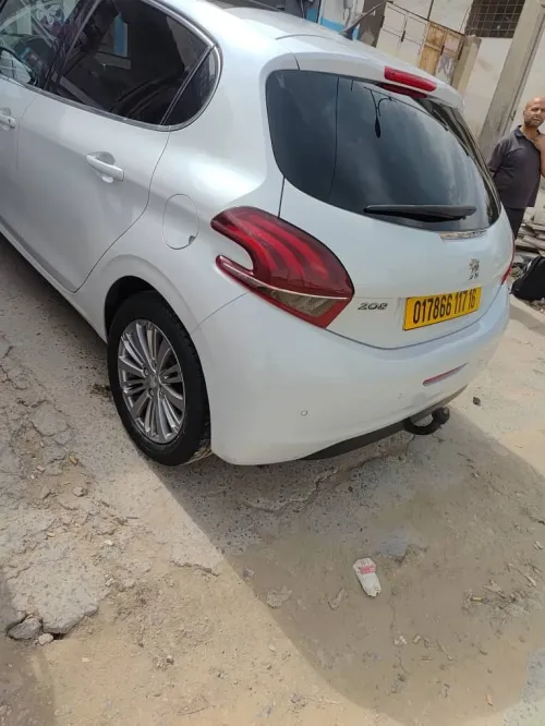 Peugeot 208 2017 Access Facelift