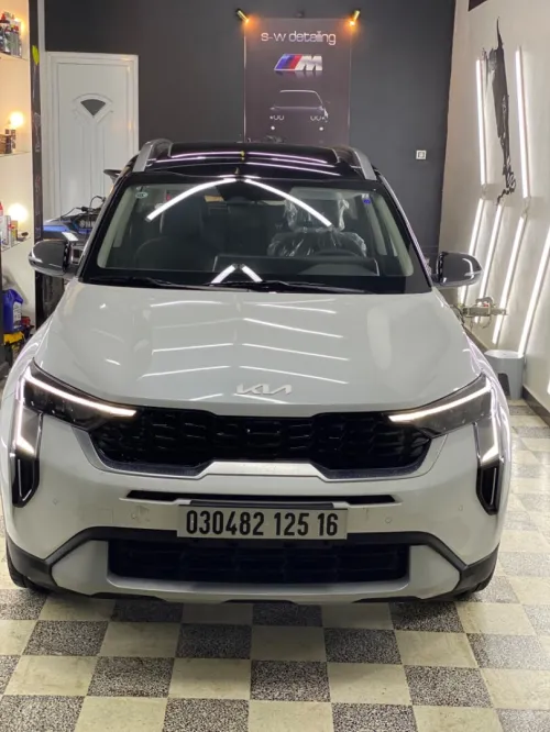 Kia Sonet  2025 Luxury