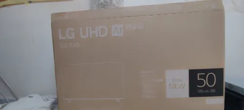Smart TV LG UHD AI UT80 4K, 50 pouces, Télécommande Magique IA HDR10 webOS24 2024