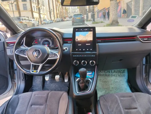 Renault Clio 5 1.3 essence erslain 2021 Erslain