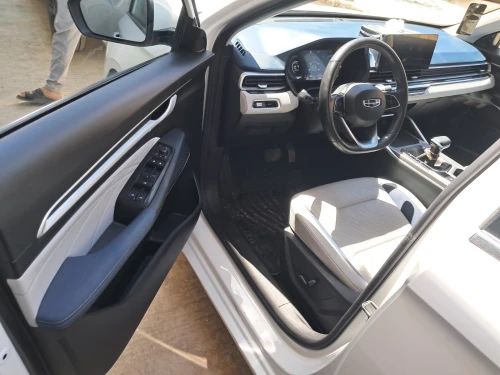 Geely Emgrand 2024 