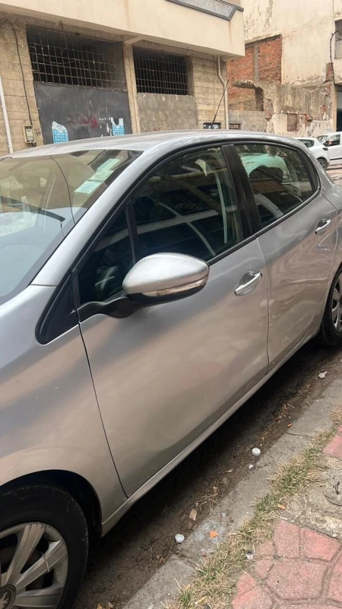 Peugeot 208 2013 208
