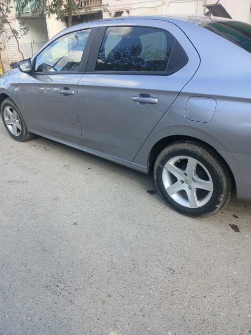 Peugeot 301 2022 Active