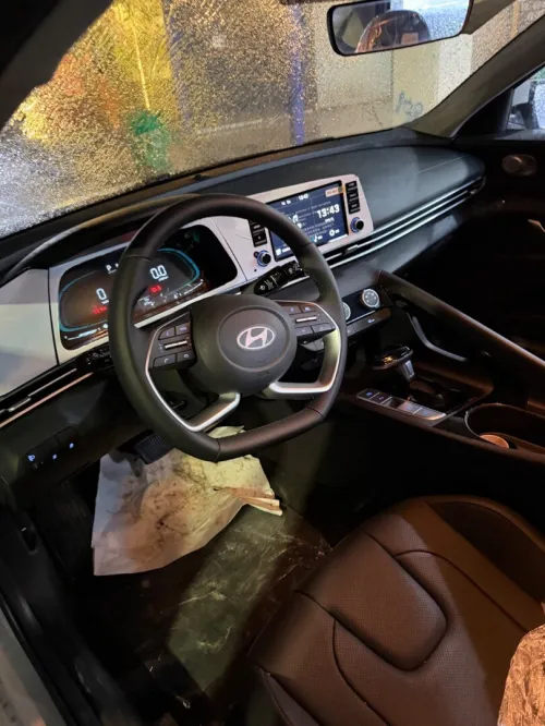 Hyundai Elantra 2025 GLX