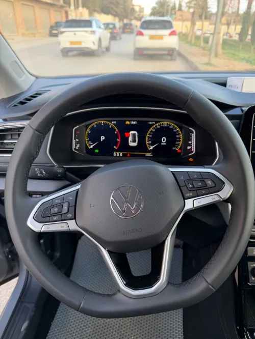 Volkswagen Tahru 2025 