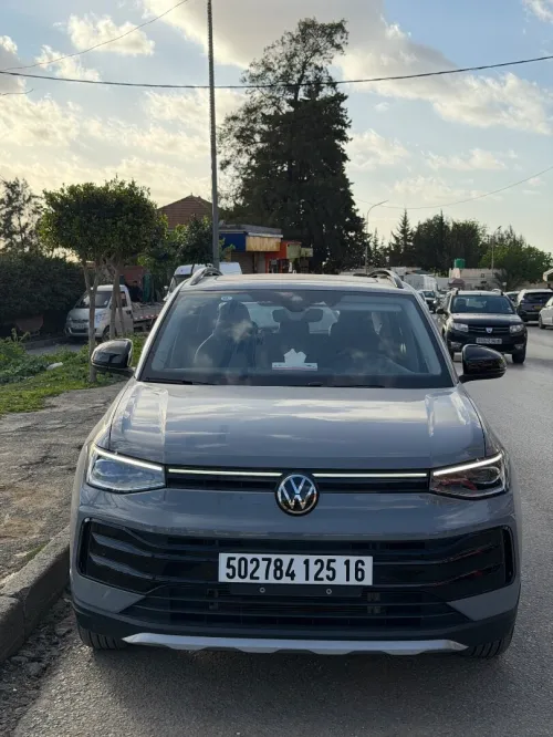 Volkswagen Tahru 2025 