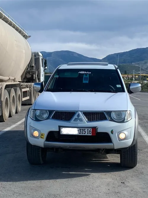 Mitsubishi L200 2015 Doube cabine Evolution
