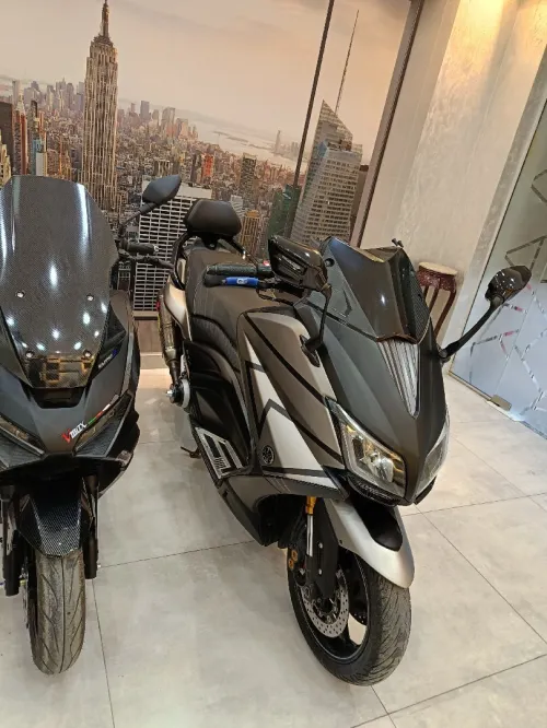 Yamaha Tmax 2016
