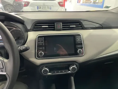 Nissan Micra 2022 Visia +