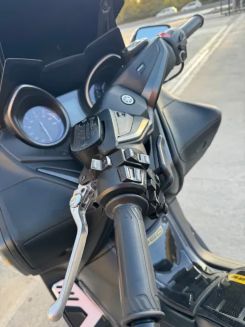 Yamaha Tmax 560 tech max 2022