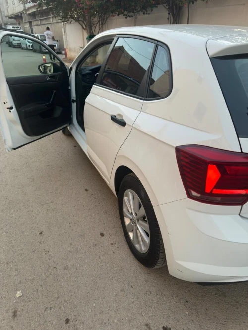 Volkswagen Polo 2021 