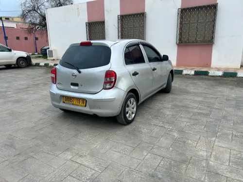 Nissan Micra 2015 Visia +