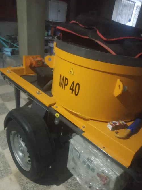 Machine de projection mortier et monocouche