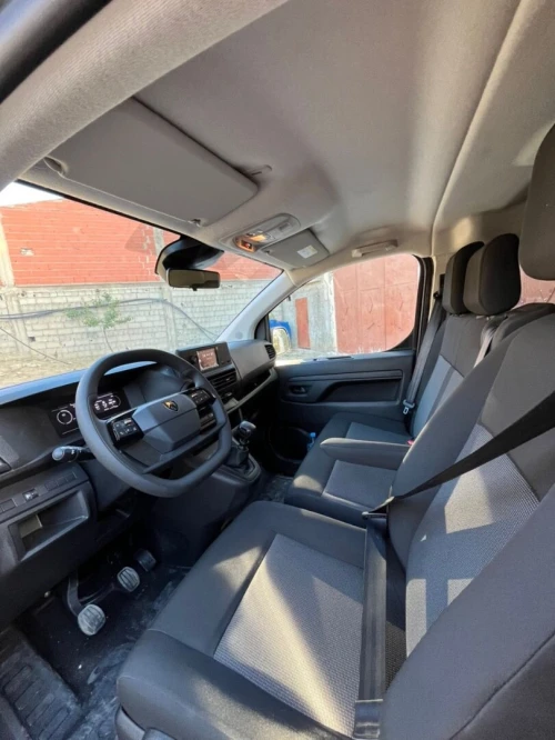 Peugeot Expert 2025 Combi