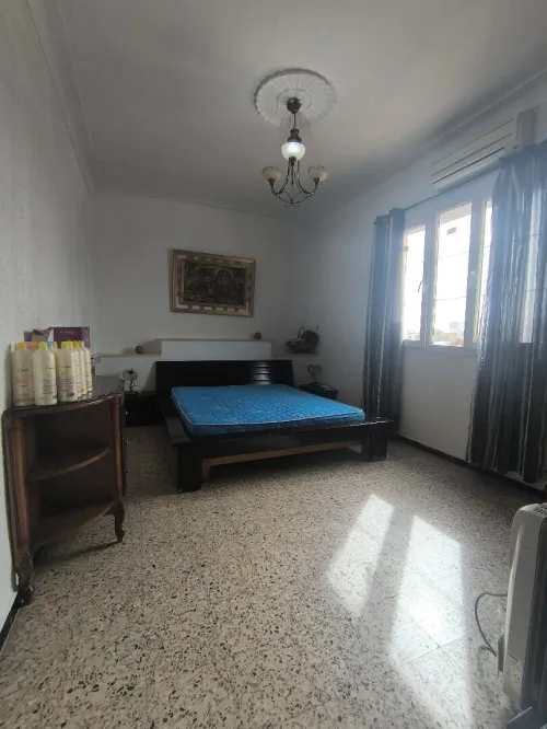 Location Appartement Niveau de villa F2 Oran Oran