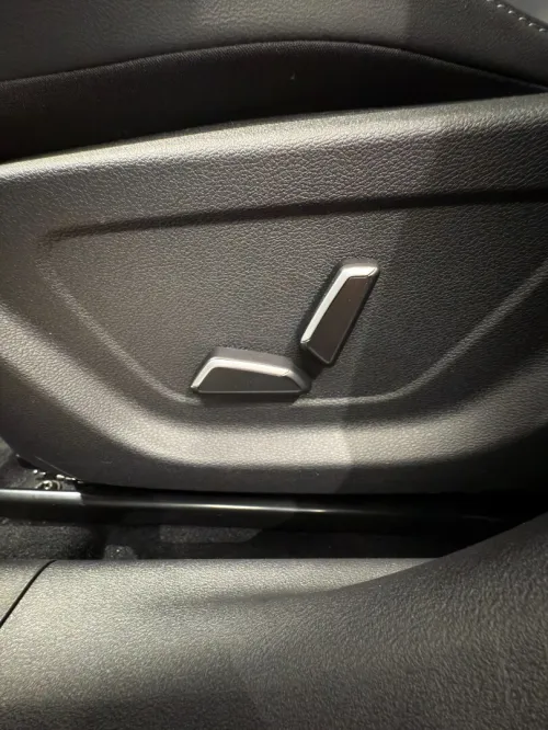 Geely Emgrand 2025 Permium 