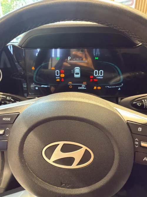 Hyundai Elantra 2025 luxury