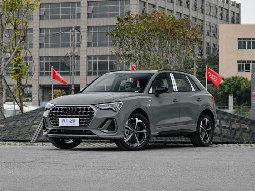 Audi Q3 2026 QUATTRO DYNAMIC