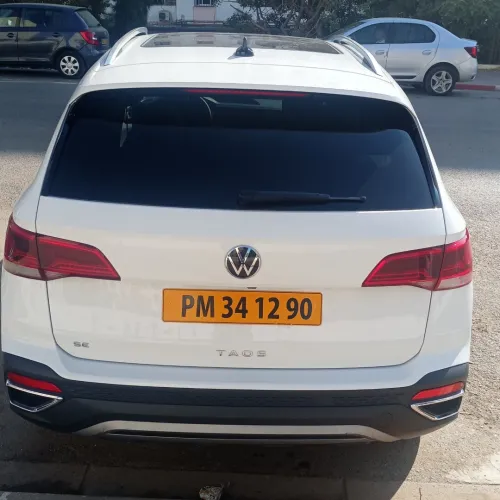 Volkswagen taos 2023 se