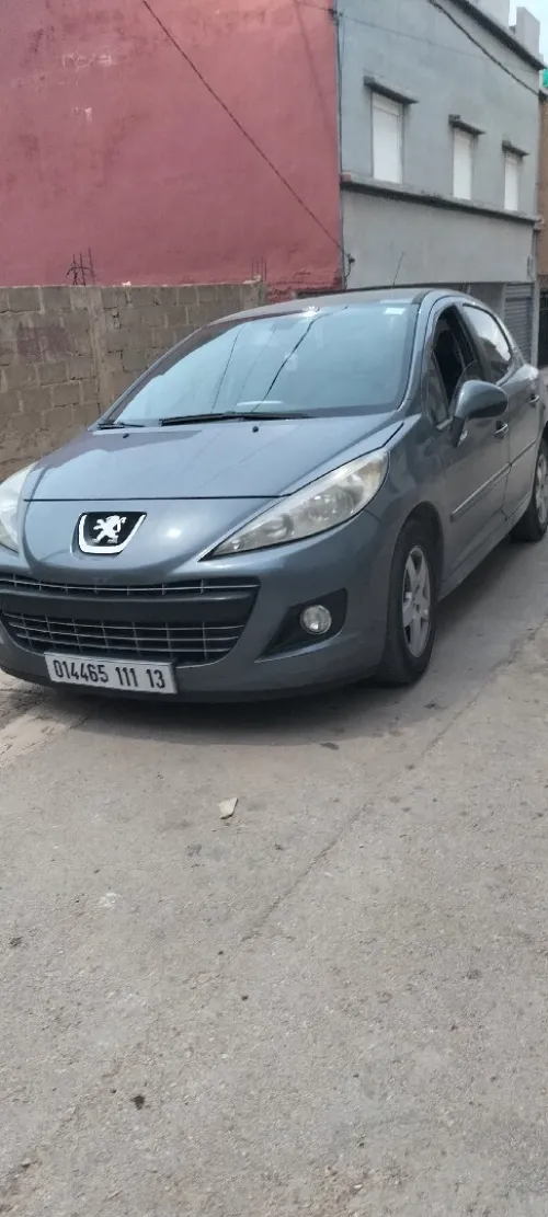 Peugeot 207 2011 