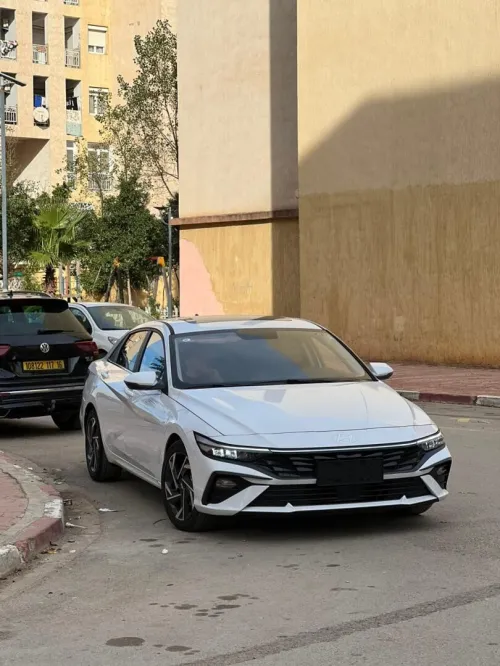 Hyundai Elantra 2025 GLX